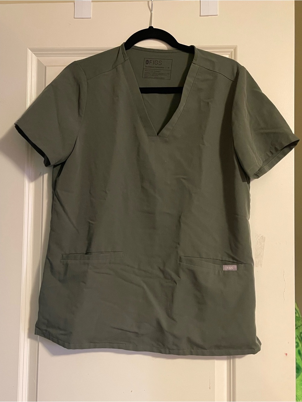 FIGS Casma Three-Pocket Scrub